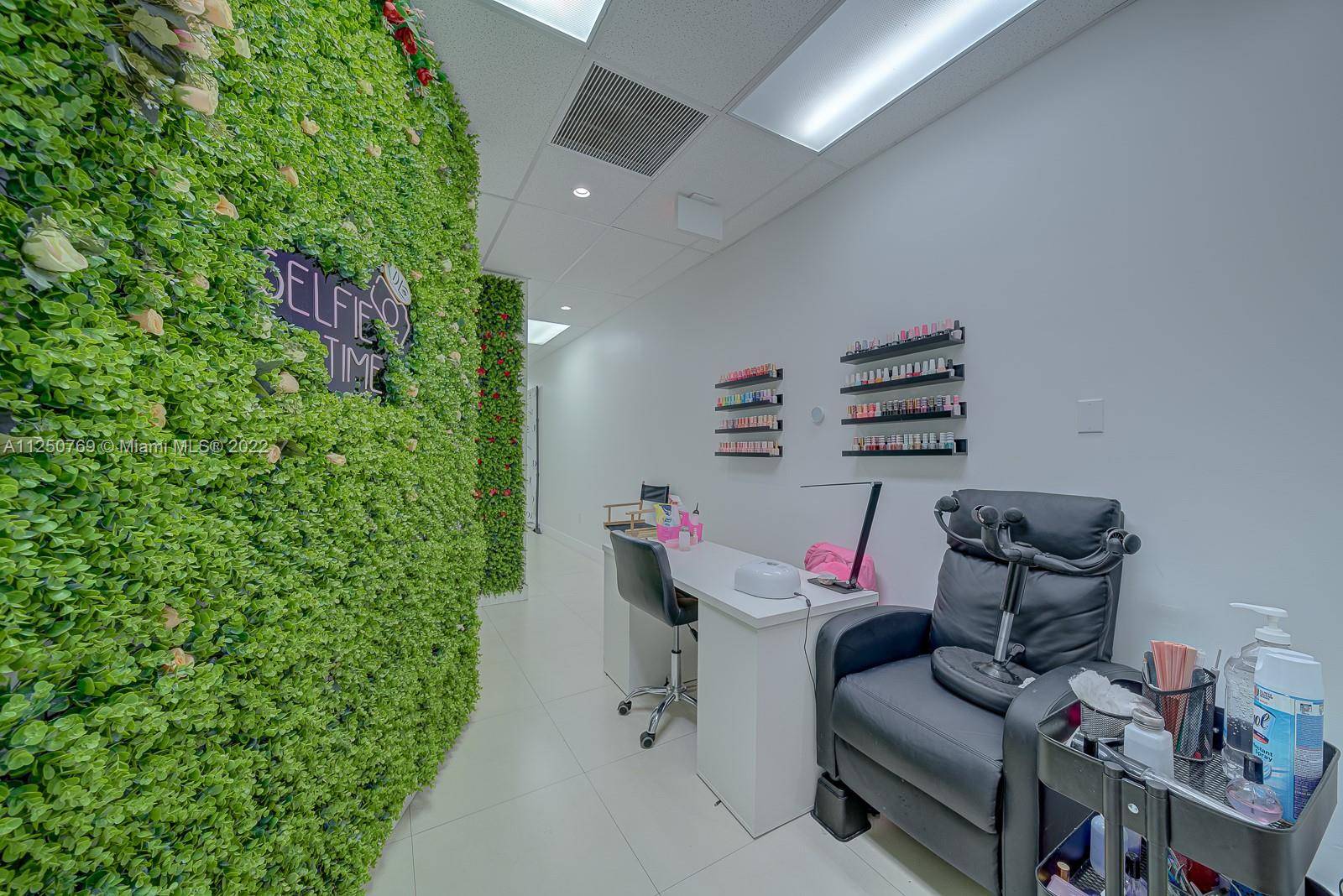 Beauty Medical Spa for sale off of La Calle Ocho the Palmetto.