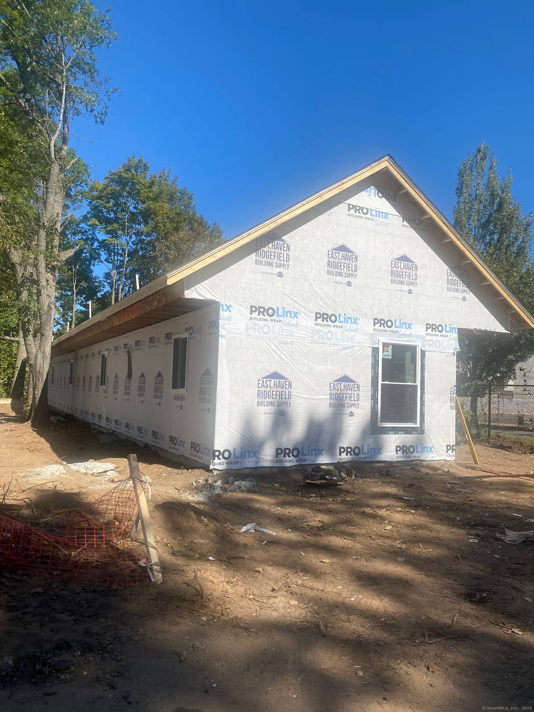 Brand New 5 Unit Multifamily in New Haven Exceptional investment opportunity in New Haven a newly built five unit multifamily property designed for strong rental performance and low maintenance.