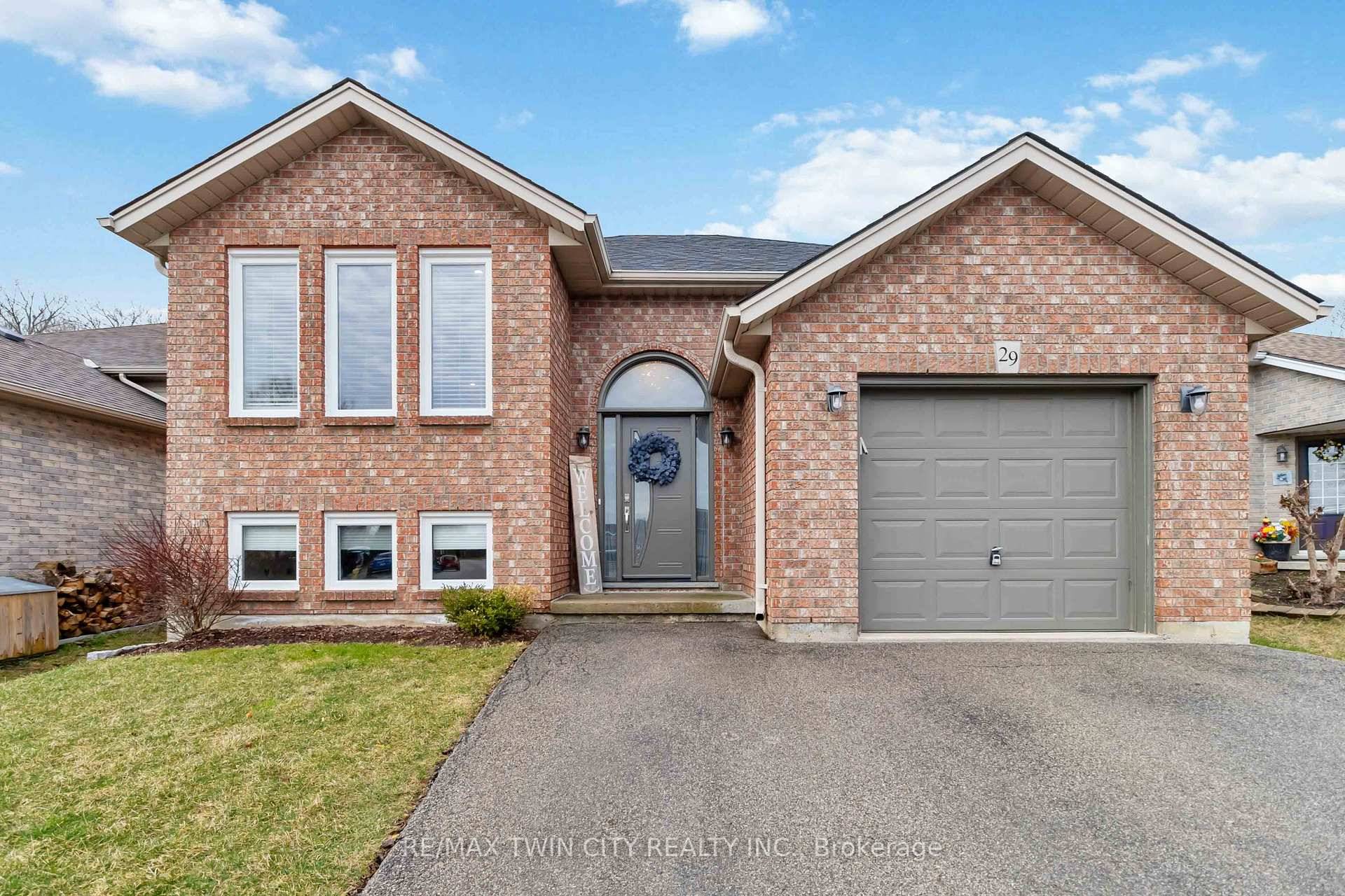 This spacious and beautifully updated 3 2 bedroom home is much larger than it appears !