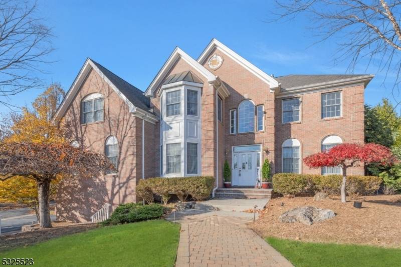 Welcome to this beautiful Colonial that has it all !