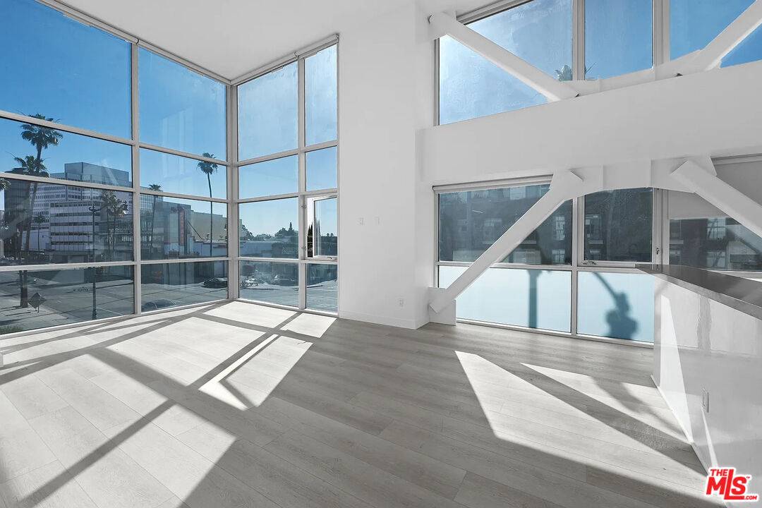 8601 Wilshire Blvd 2BR Beverly Grove La