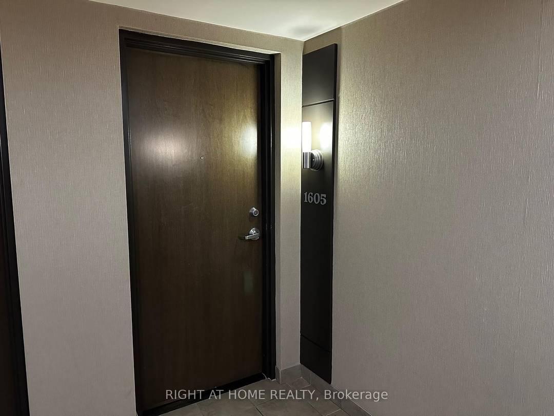 The view from this condo will leave you in awe.