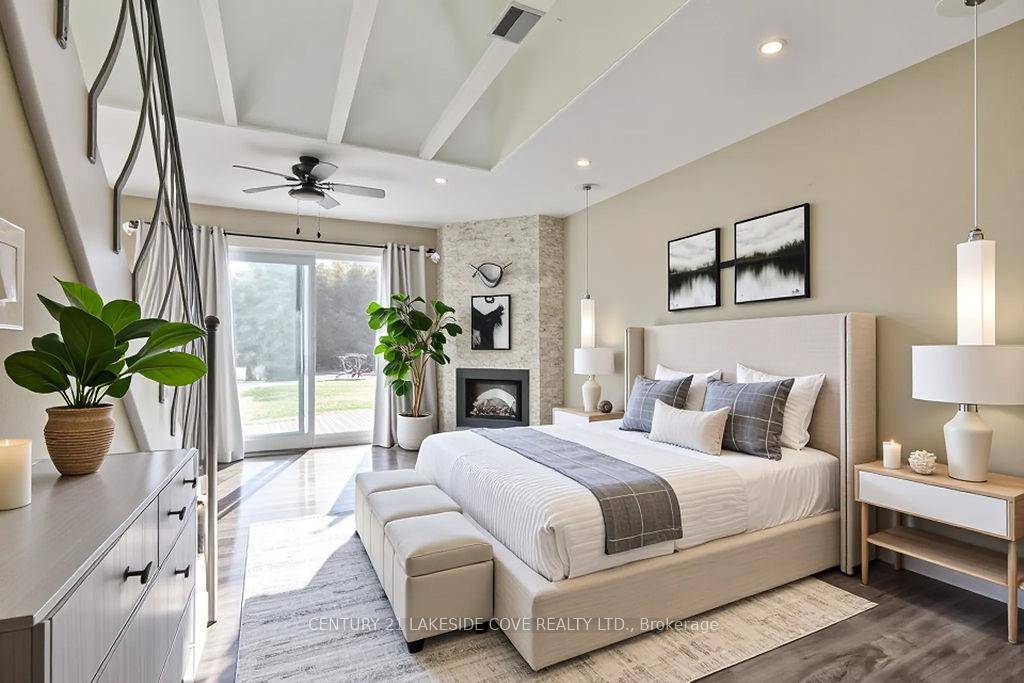 Stunning Waterfront Condo Rent to Own Opportunity !