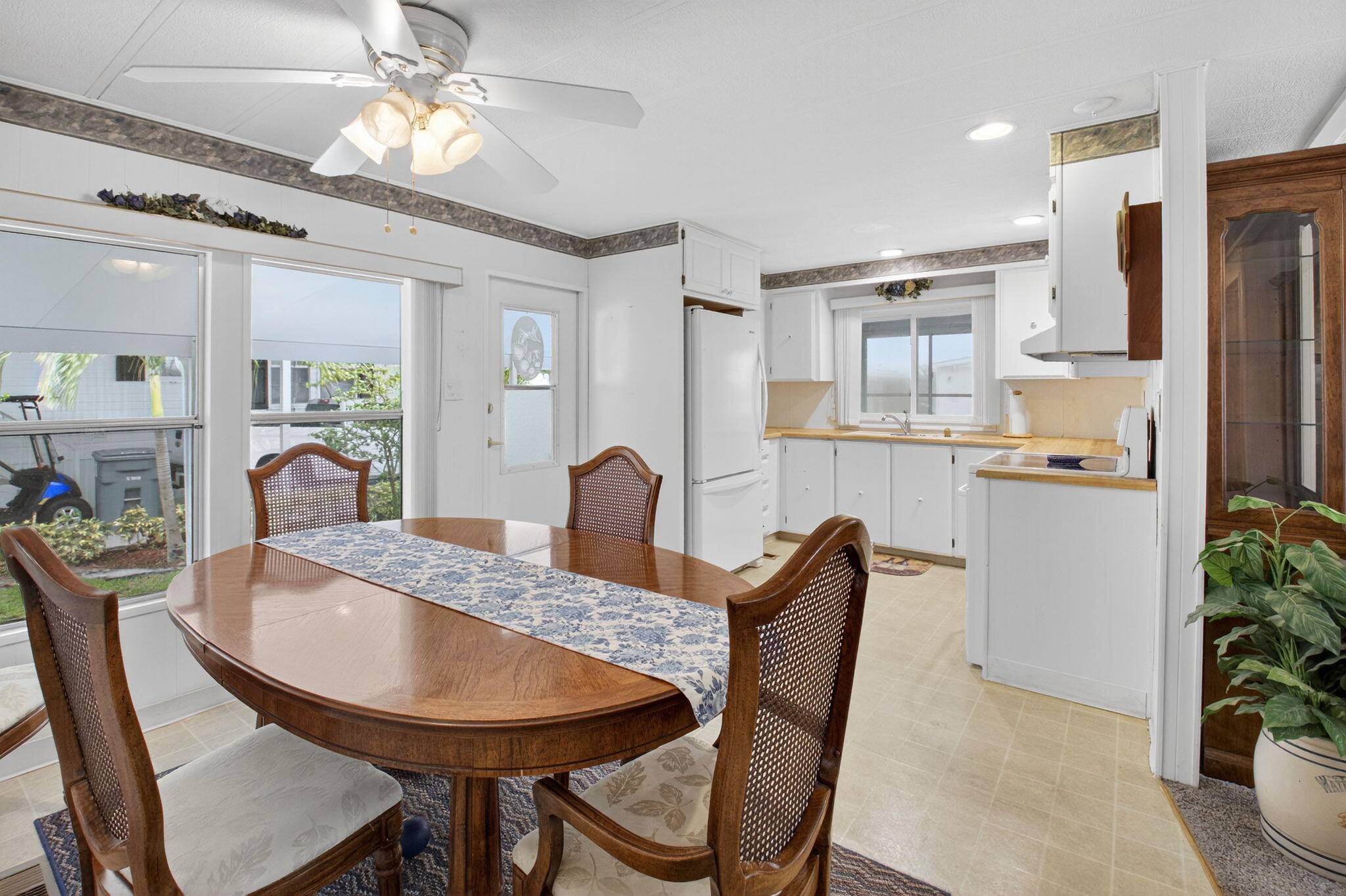 BEST PRICE IN JAMAICA BAY !