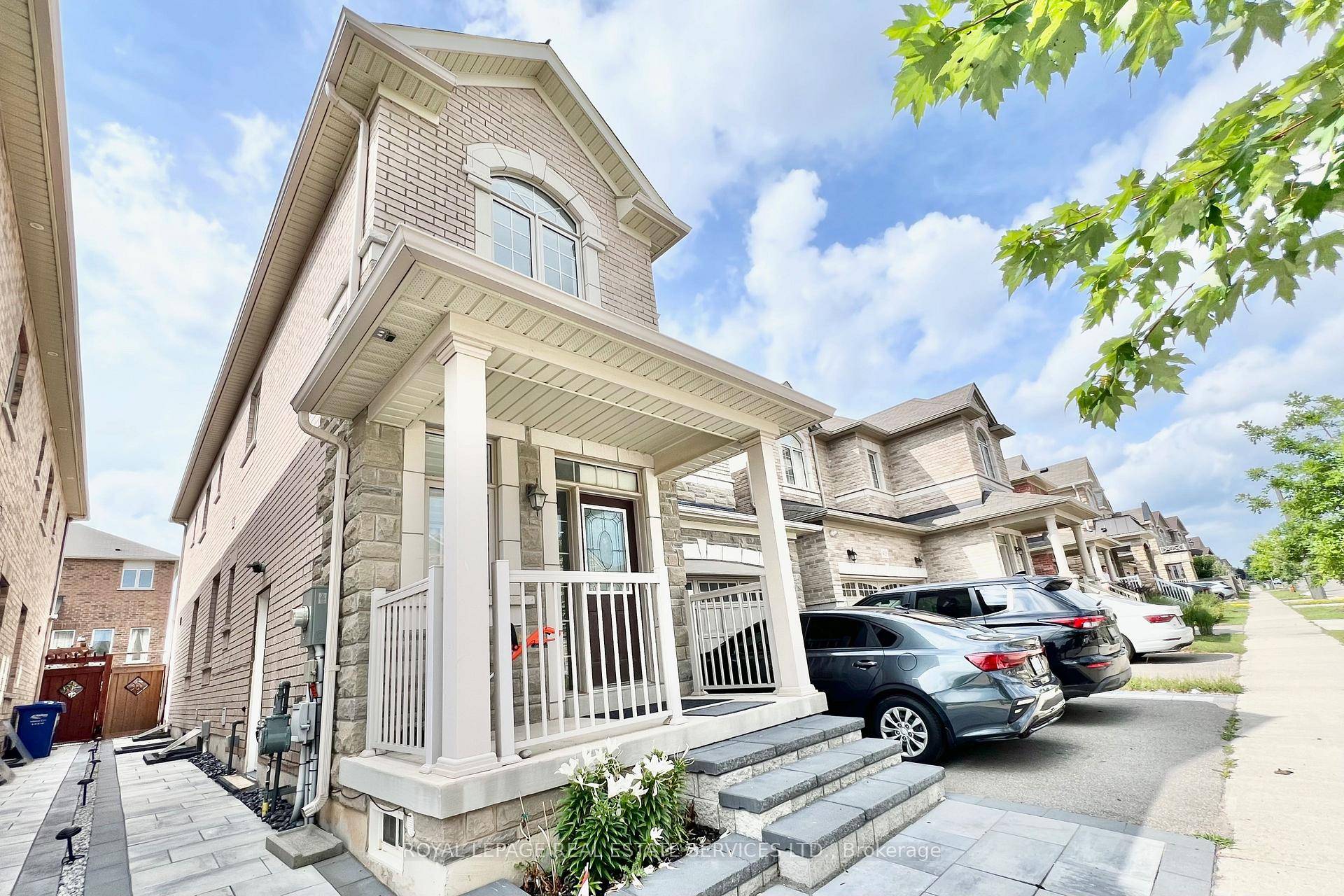 HIGH DEMAND Oakville Location !