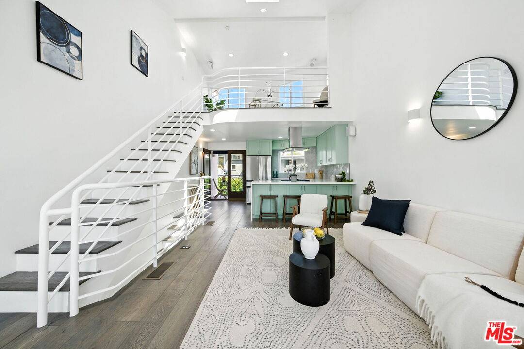 2454   4th St 2BR Santa Monica La