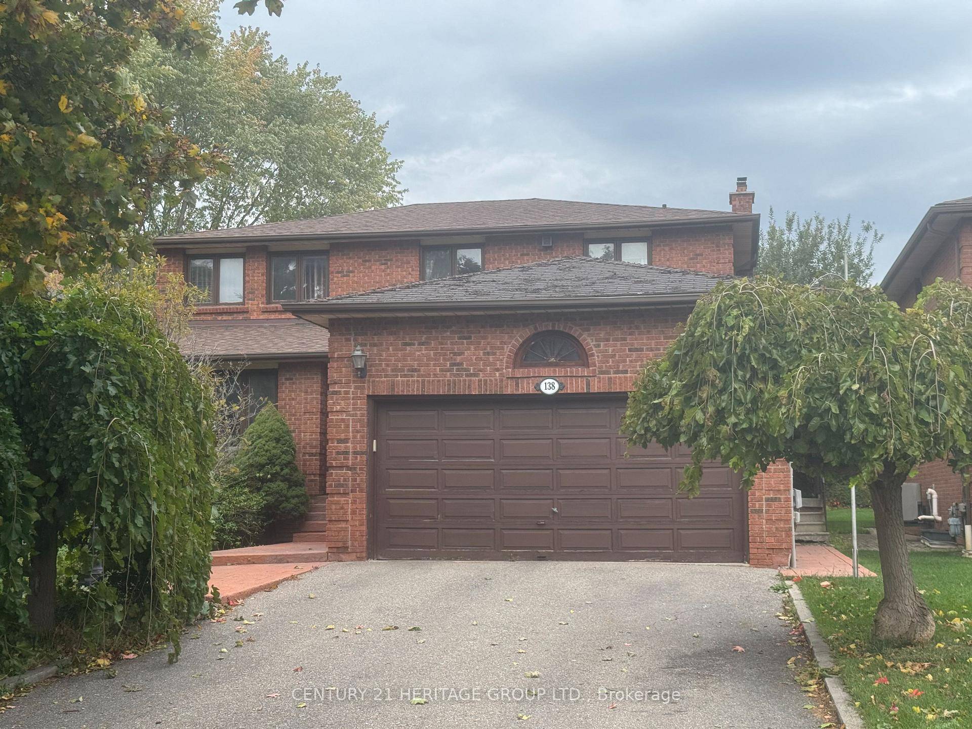 Large Basement Suite with it's own Separate Entrance located on a quiet street In the Prestigious North Richvale area.