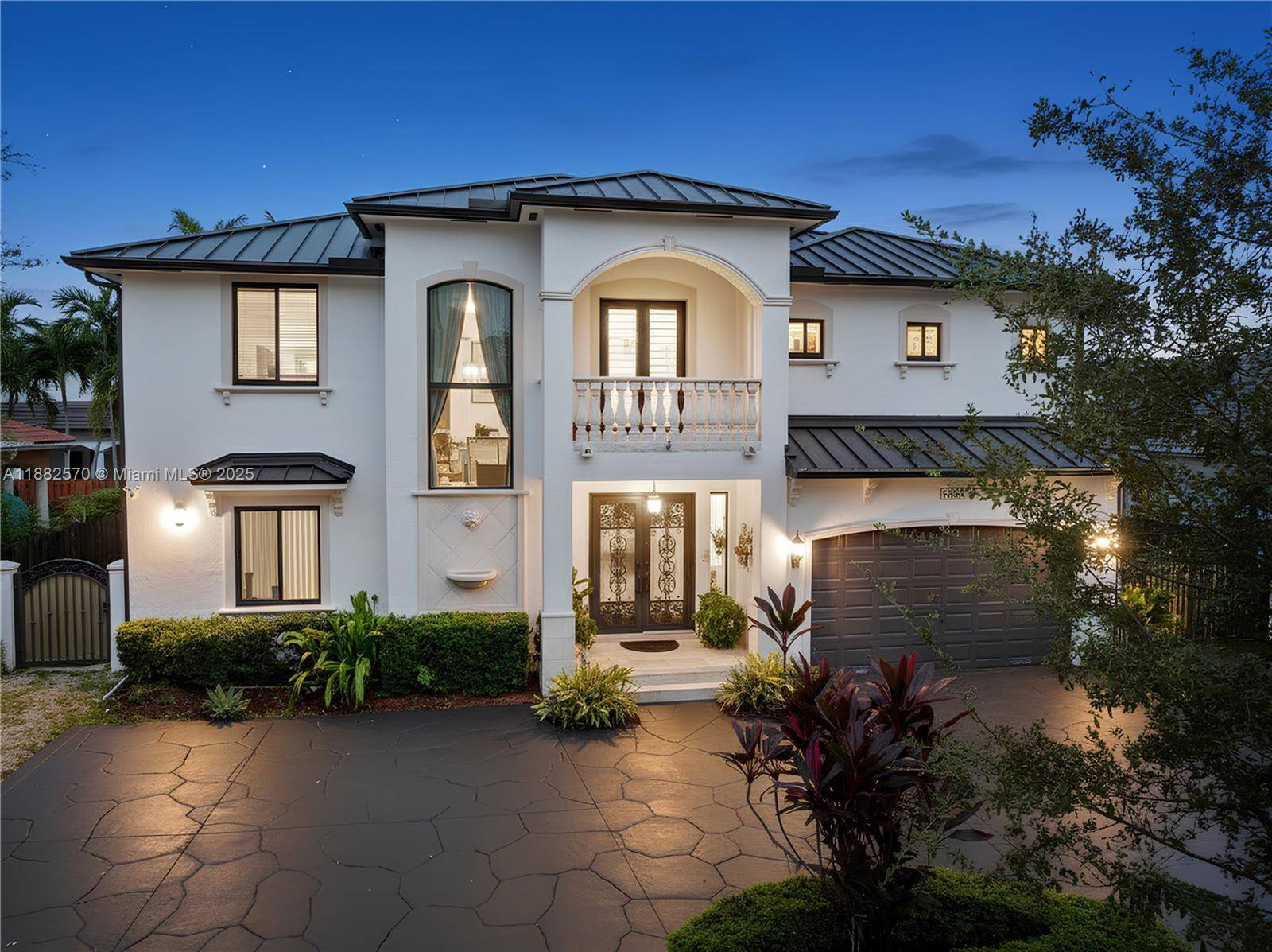 Welcome to your perfect home in the sought after Royal Oaks community of Primavera.