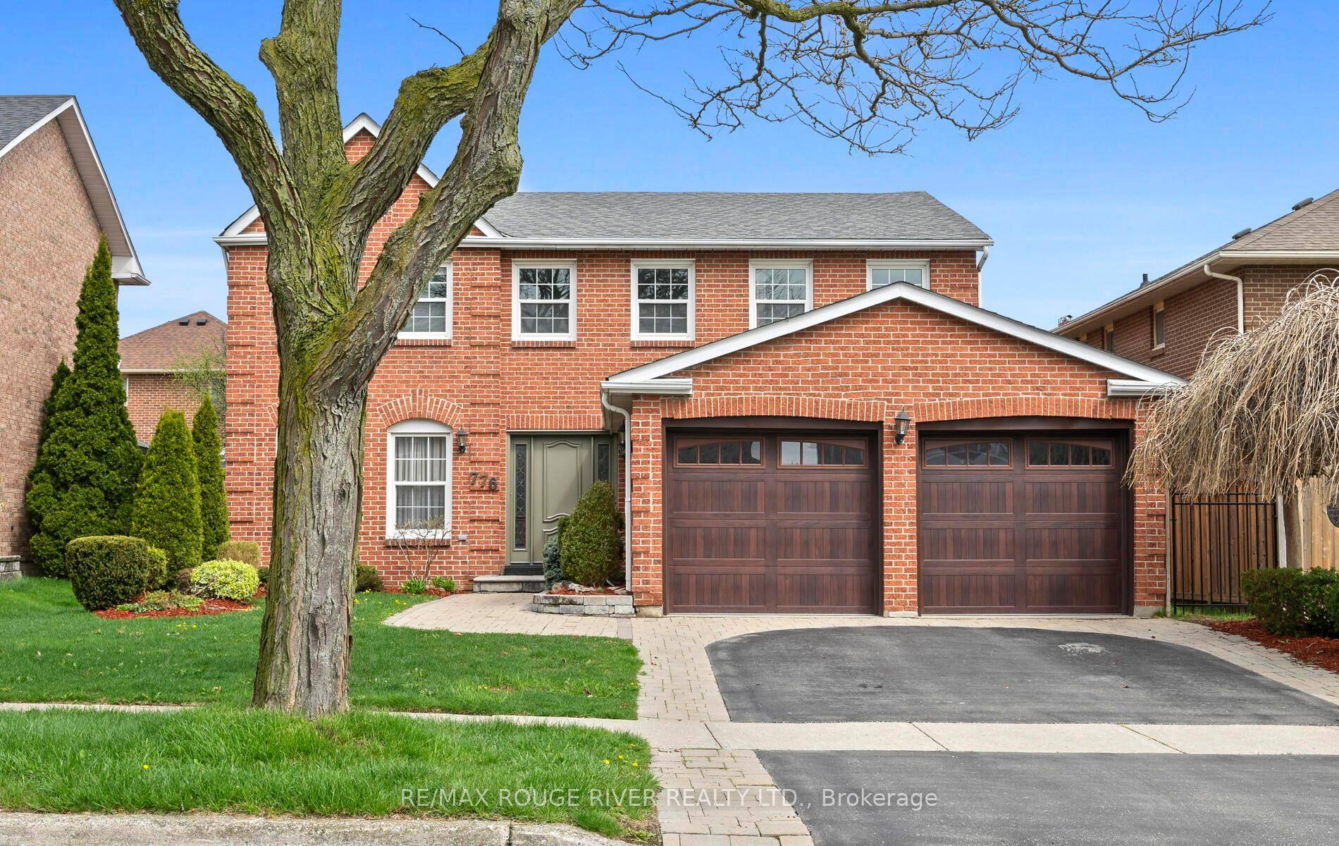 Executive Home located on one of Amberlea's most coveted streets, this beautifully maintained 4 bedroom, 3 bathroom home offers the perfect blend of comfort, elegance, and functionality for growing families.
