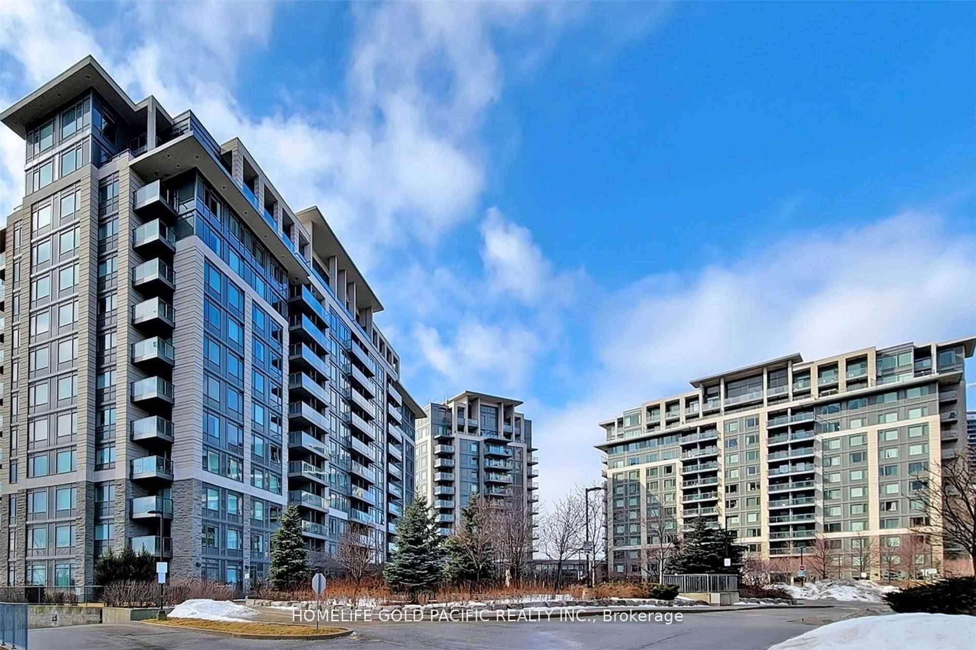 Eden Park Luxury Condo In High Demand Area.