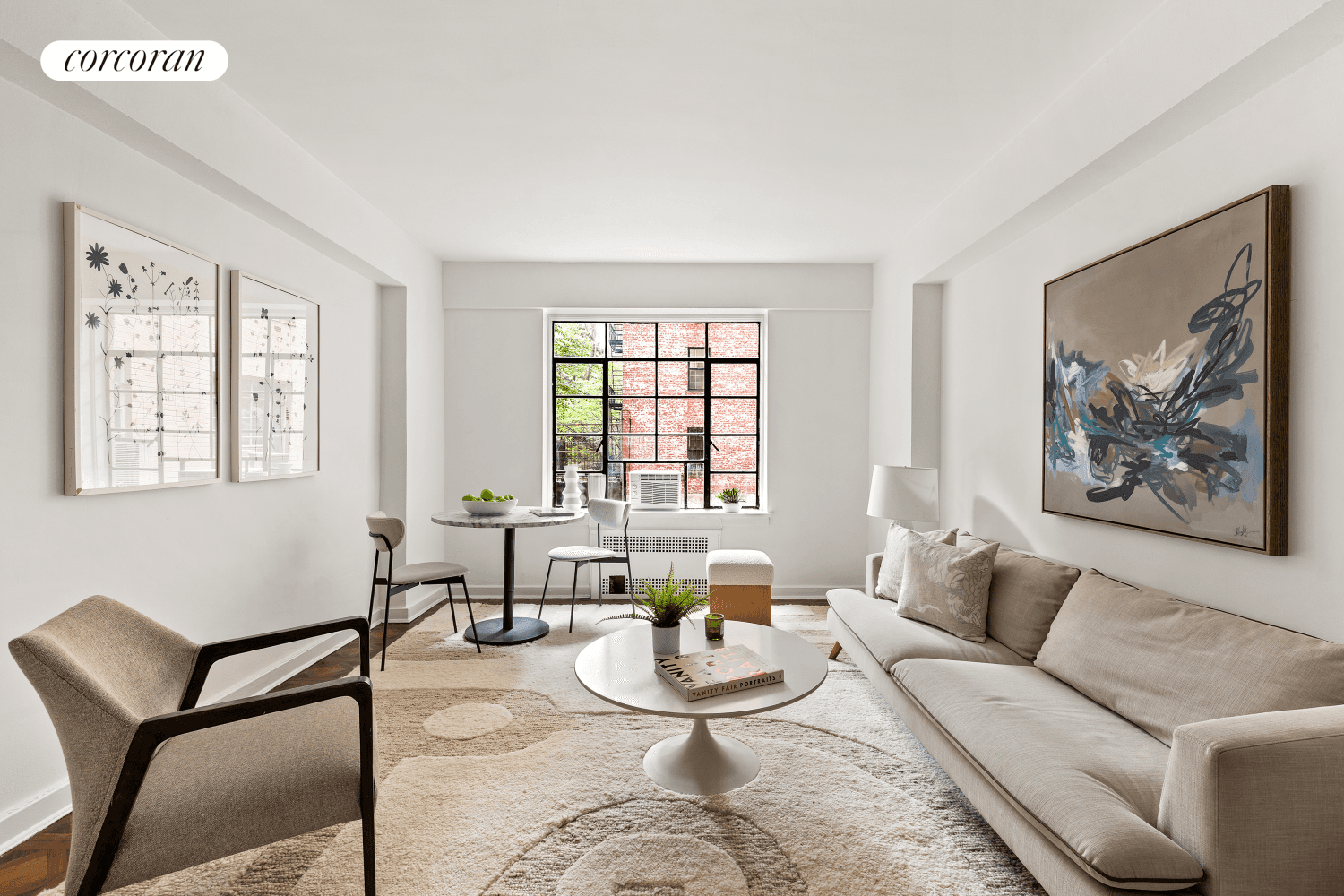 Charming and ideally located, this well proportioned studio in The Breukelen offers a rare opportunity to own in the heart of Brooklyn Heights.
