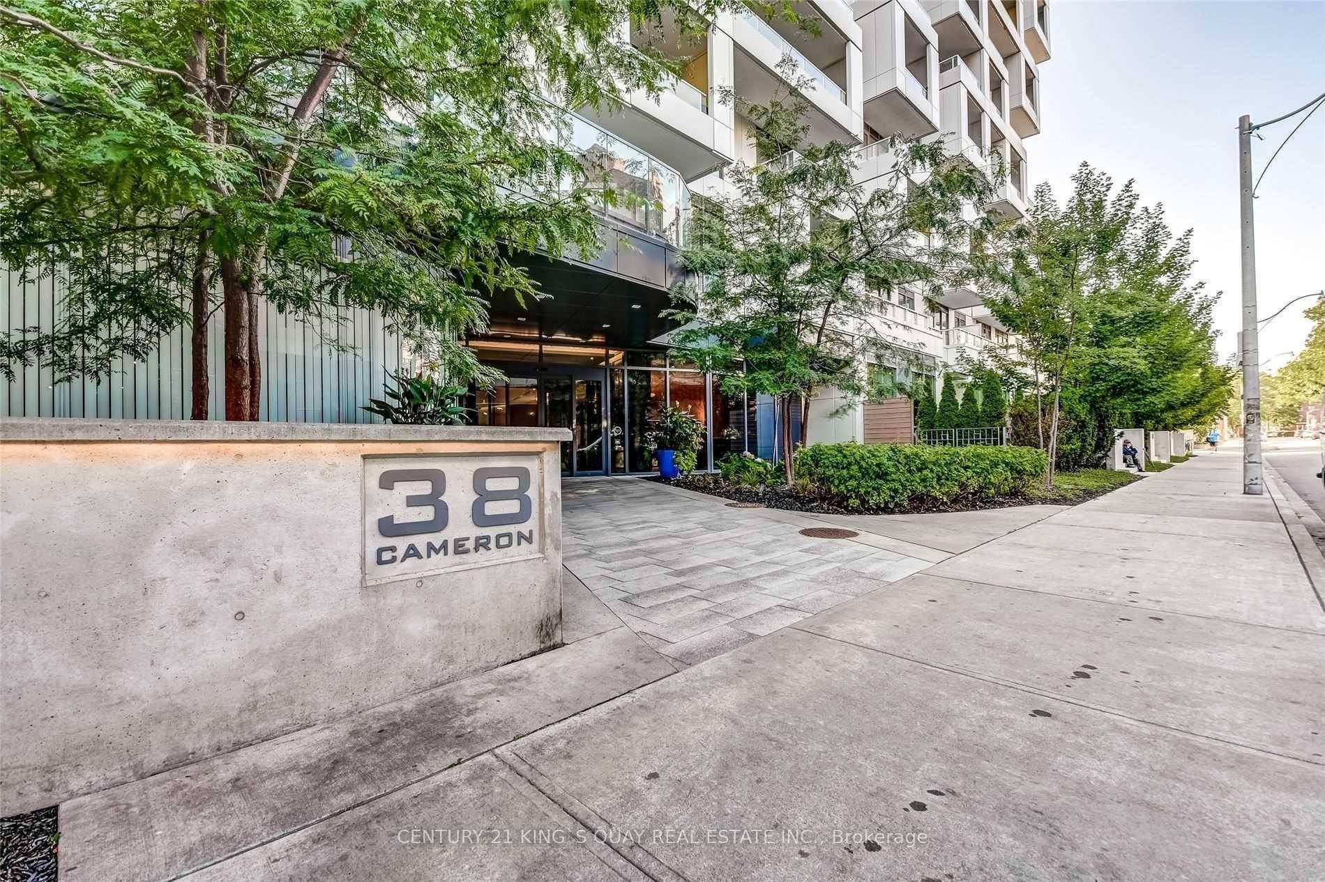 Luxury 1 Bedroom Den Condo Sq At Alexandra Park In The Heart Of Downtown I Toronto.