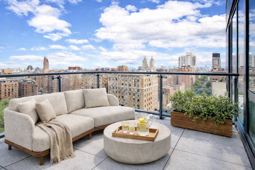 The gracious 2, 536 square foot home includes 4 bedrooms, 3 and a half bathrooms, and a private terrace with open views of the Upper West Side and Central Park.