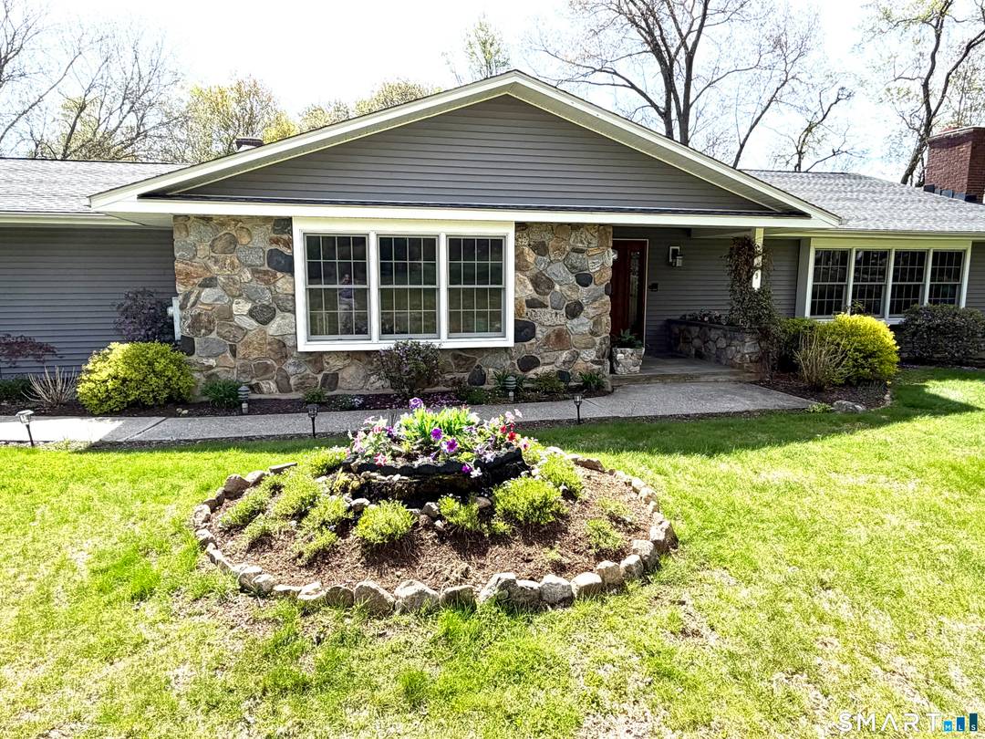 Welcome home to this spacious split level offering 3, 060 square feet, featuring 3 bedrooms and 3 full bathrooms.