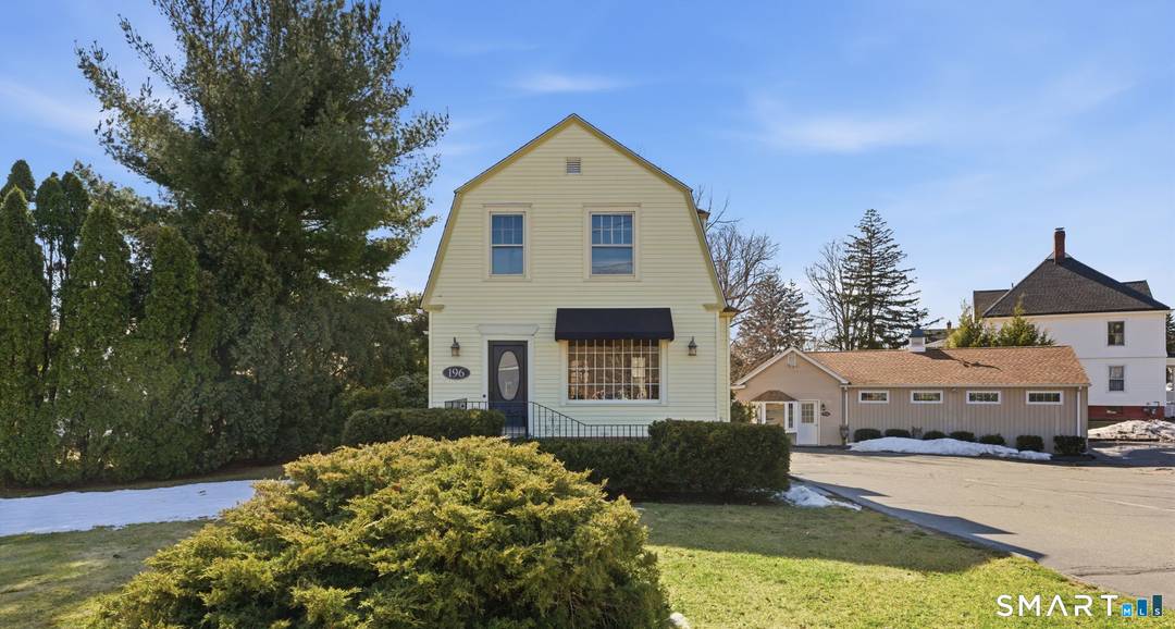 Unique mixed use opportunity in Glastonbury's Town Center TC zone.