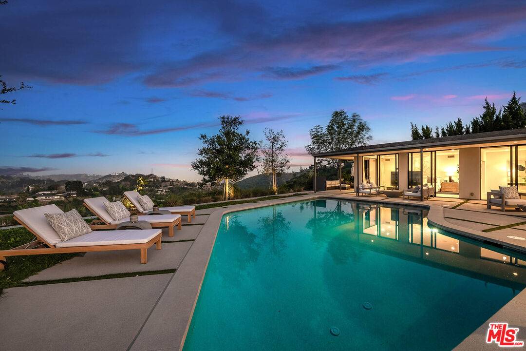 8545   Charl Ln 5BR Hollywood Hills East La