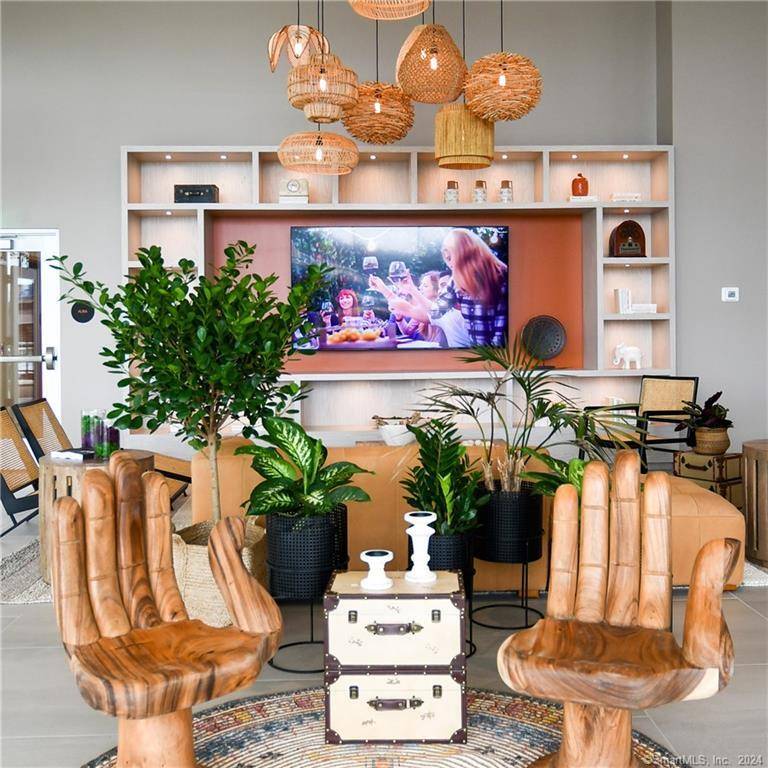 Live at Your Own Tempo at Anthem.