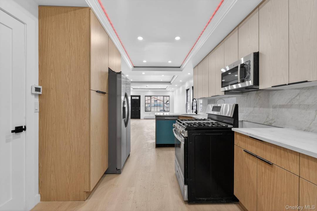 Space, style amp ; modern luxury come together at 114 20 149th Street !