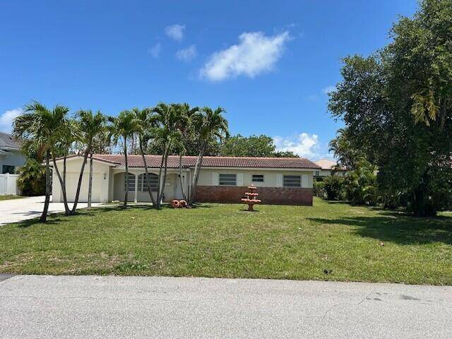 This perfect blend of comfort with screened in Patio, large yard and storage shed, appliancesDishwasher Washer Dryer Refrigerator, Central A C Ceiling Fans Garbage disposal Sprinkler System
