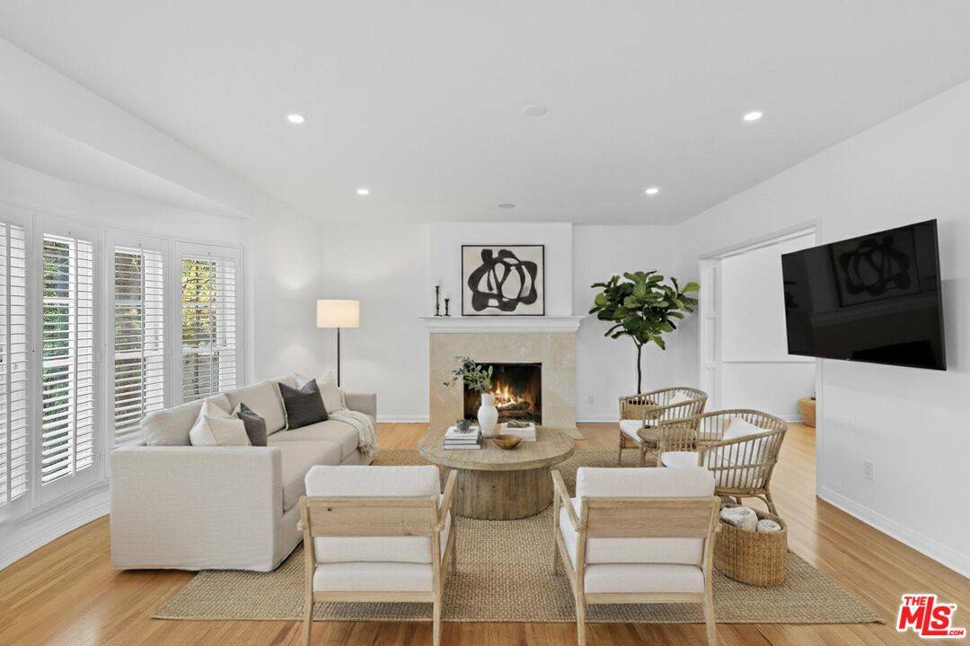 920  Carrillo Drive 2BR Beverly Grove La