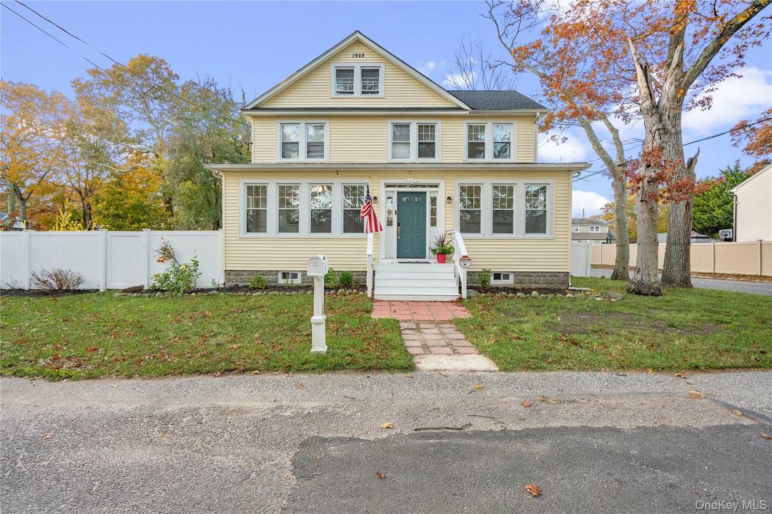 Welcome to this beautiful, fully updated Colonial style home.