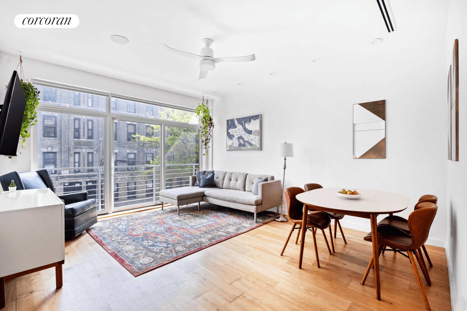 Introducing 161 Dupont Unit 2 A Boutique Greenpoint Gem offering a rare and well maintained 3 bedroom 2 bathroom layout in highly sought out location.