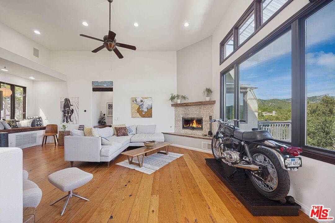 26311 Fairside Rd 4BR Malibu La