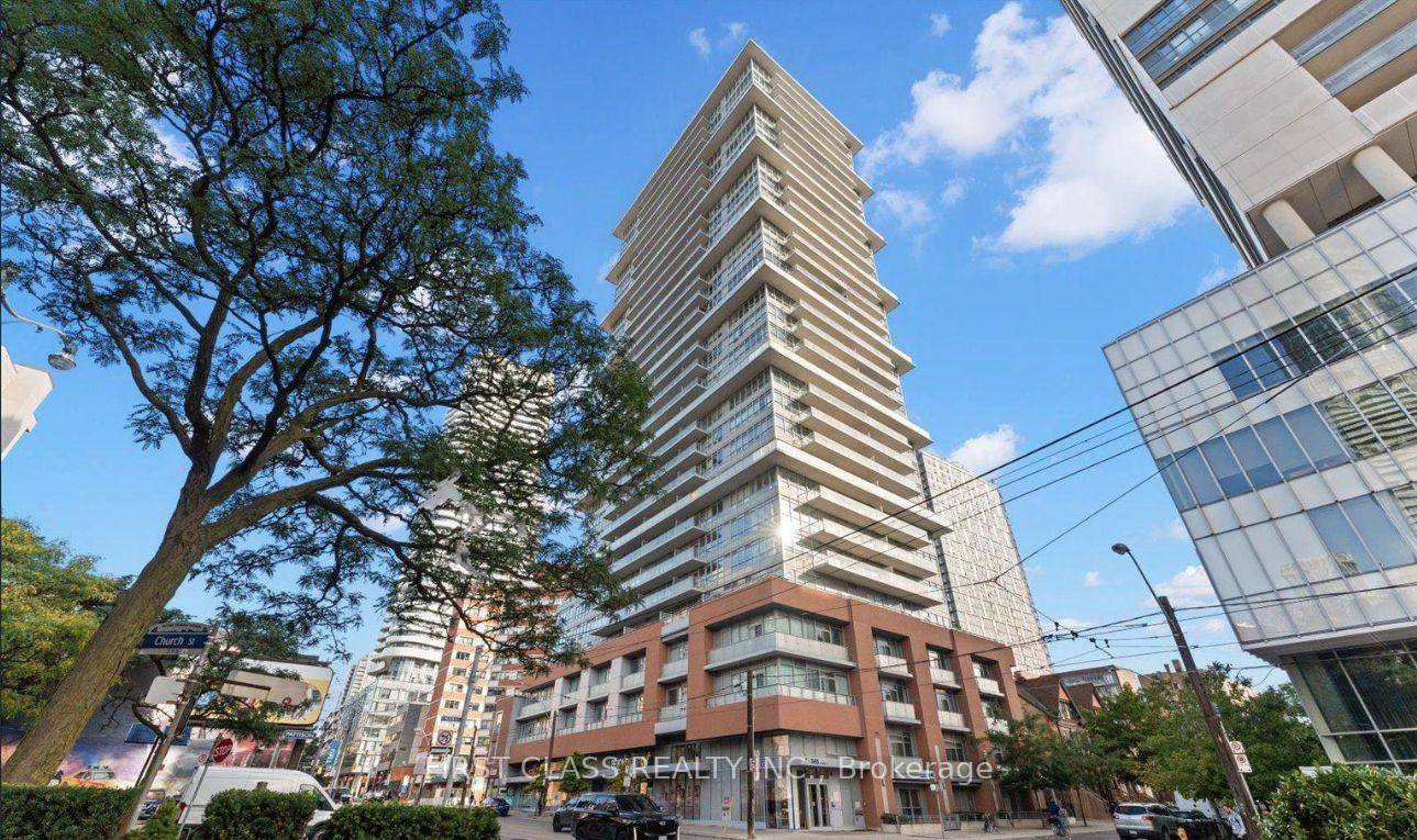 Beautiful 1 1 Unit ! Walking Distance To Ryerson University, Subway, Eaton Centre, And Dundas Sq.