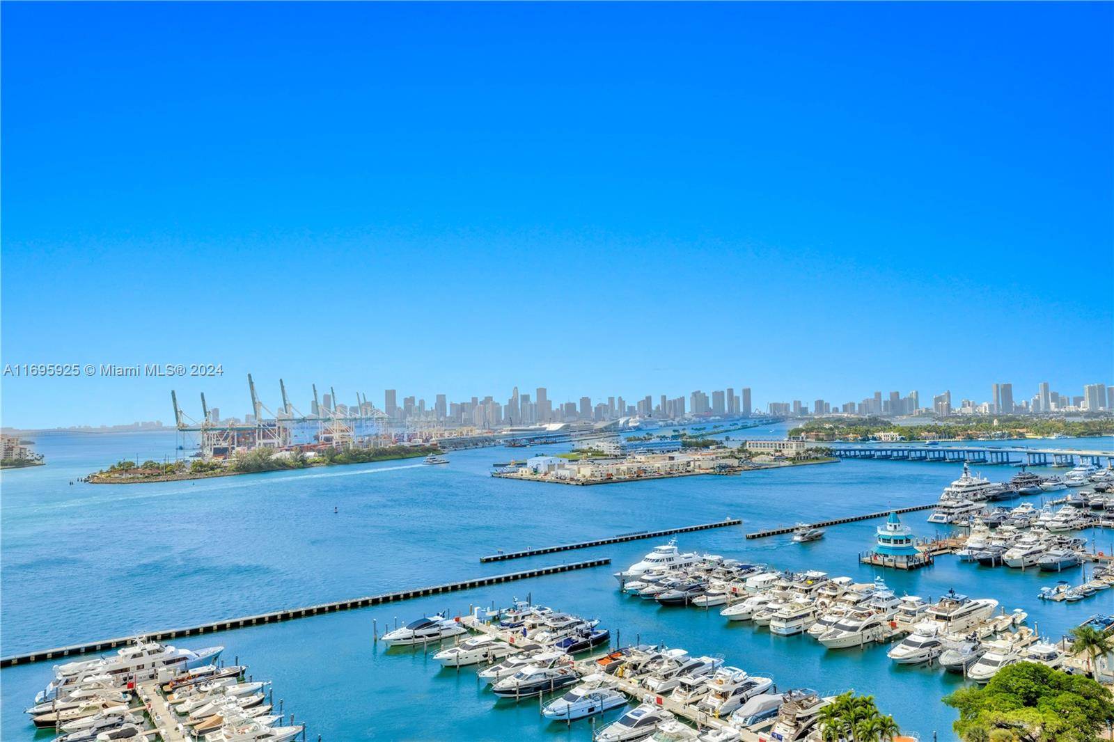 This rarely available high floor 02 line corner unit boasts breathtaking panoramic views of the bay, ocean amp ; downtown Miami.