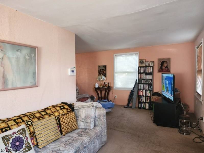 Welcome to this charming 2 bedroom, 1.