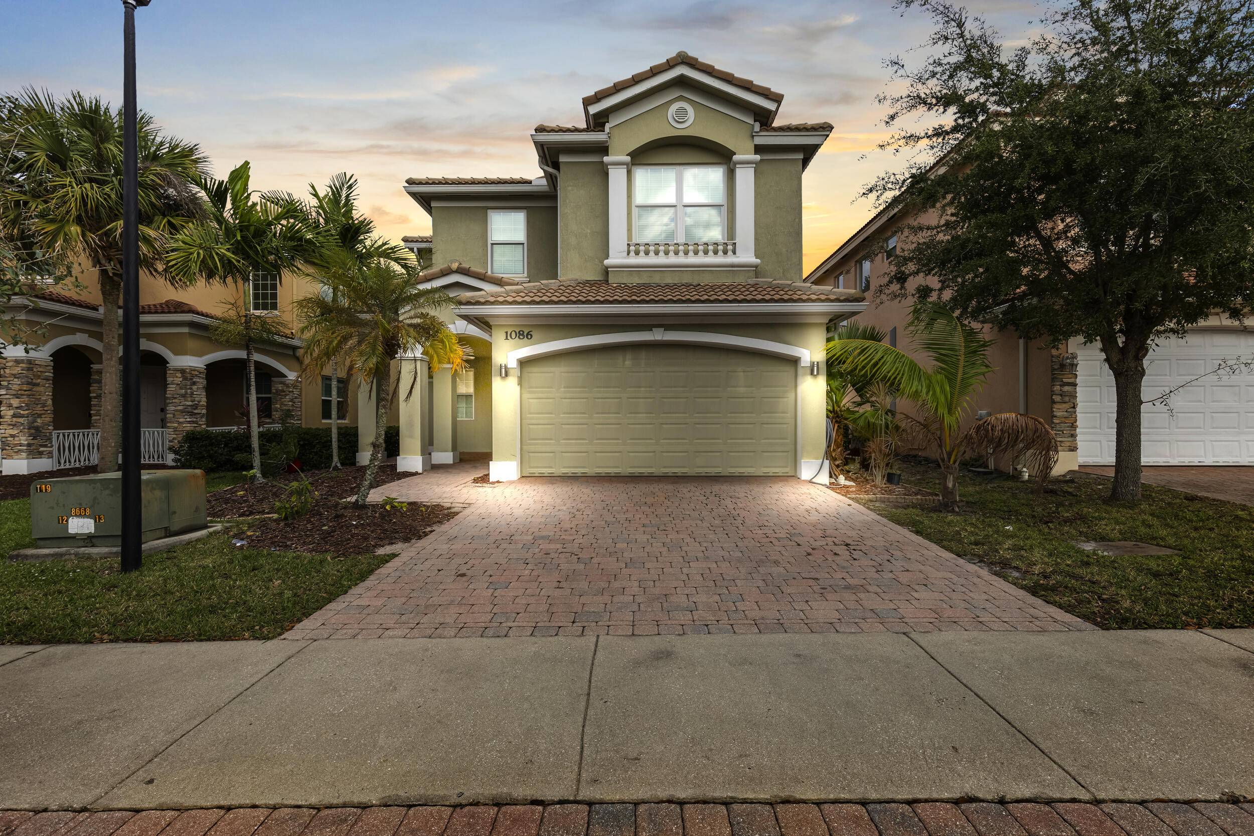 Location, location, and optimal orientation can all be yours amongst this submerged, recluse, and nestled private centralized well maintained home in Vizcaya Falls.
