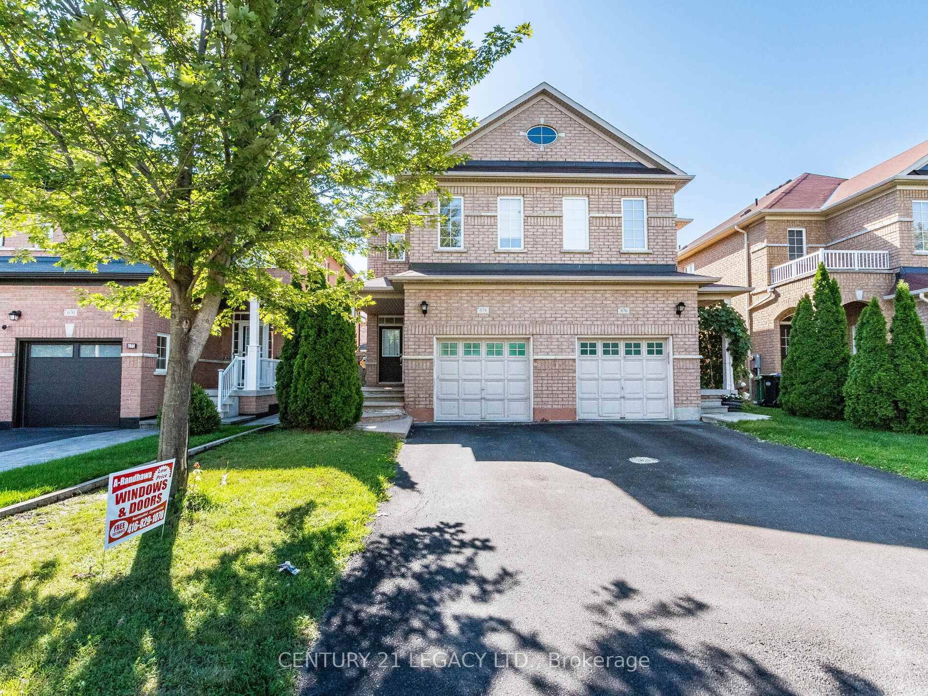 This beautifully updated 3 bedroom semi detached home is located in the heart of Mississauga !