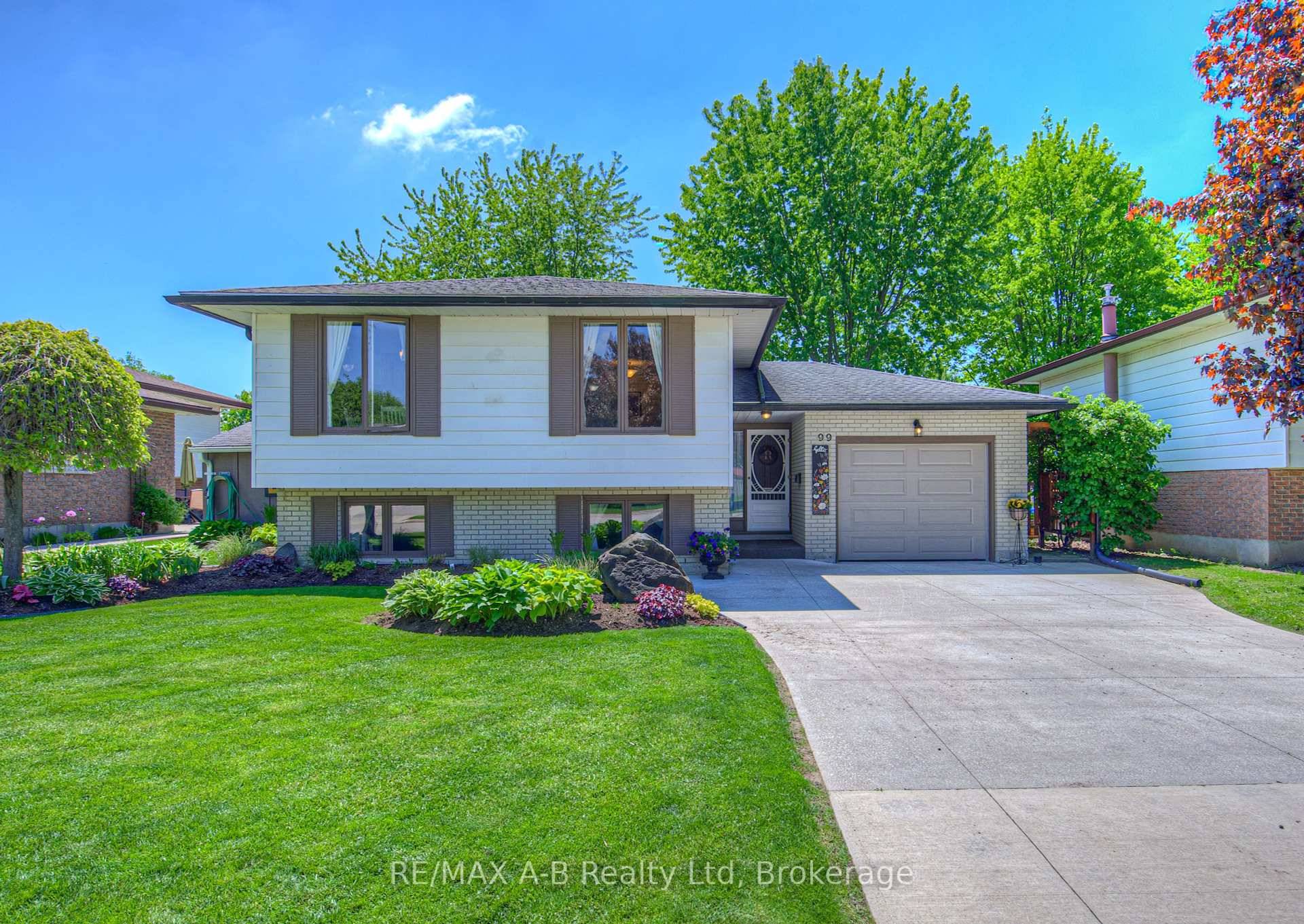 Welcome to 99 Elgin Crescent in the lovely city of Stratford.