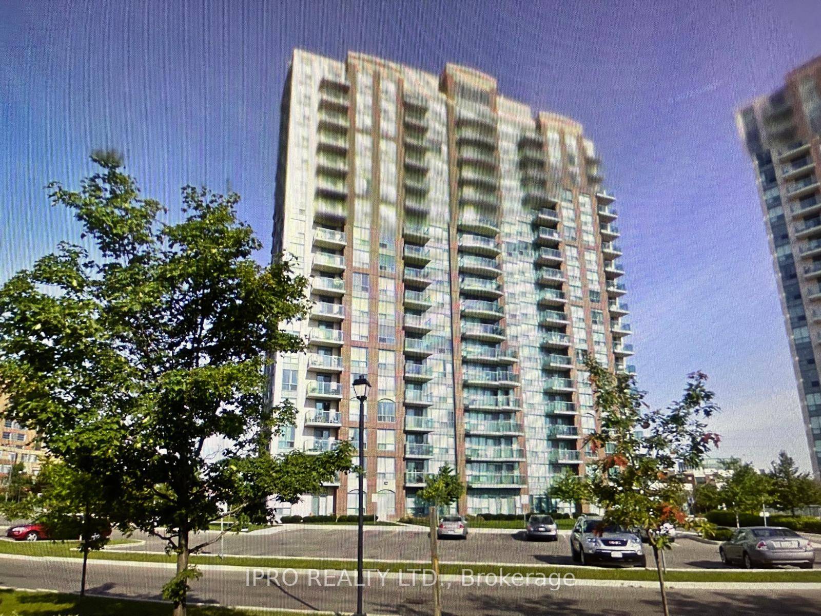 Stunning End Unit, Sunny South Exposure With Amazing Lake, City Views.