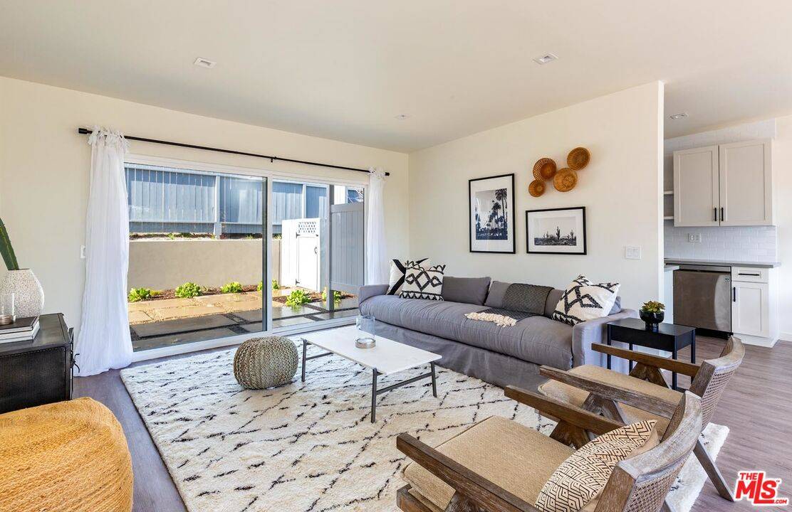 6453 SYCAMORE MEADOWS DR 1BR Malibu La