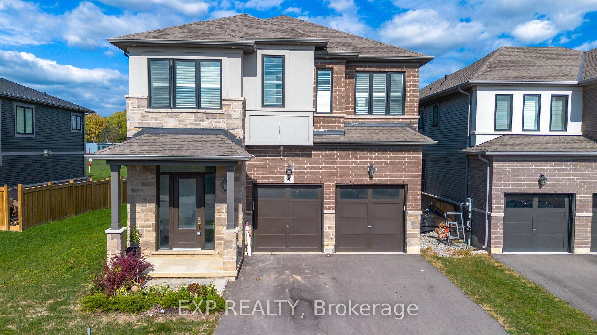 Welcome to 90 Spitfire Drive in the desirable community of Mount Hope a spacious and modern home that's perfect for growing families or those seeking extra room to live and ...