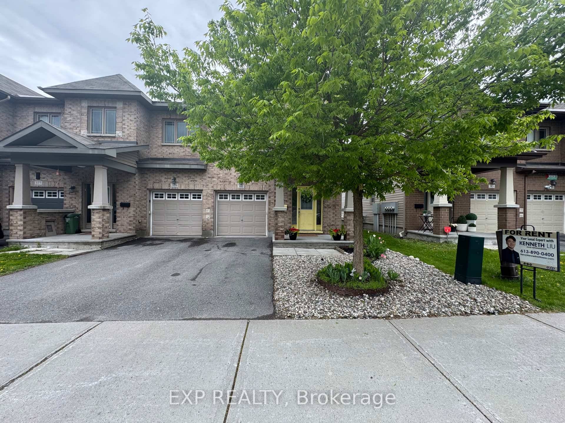 Spacious well maintained newer End Unit looking for tenants.