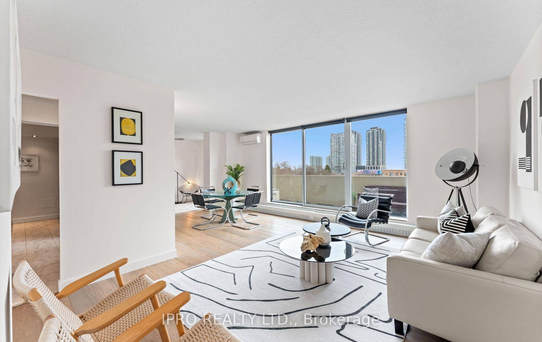Welcome to Unit 414 at 60 Southport St.
