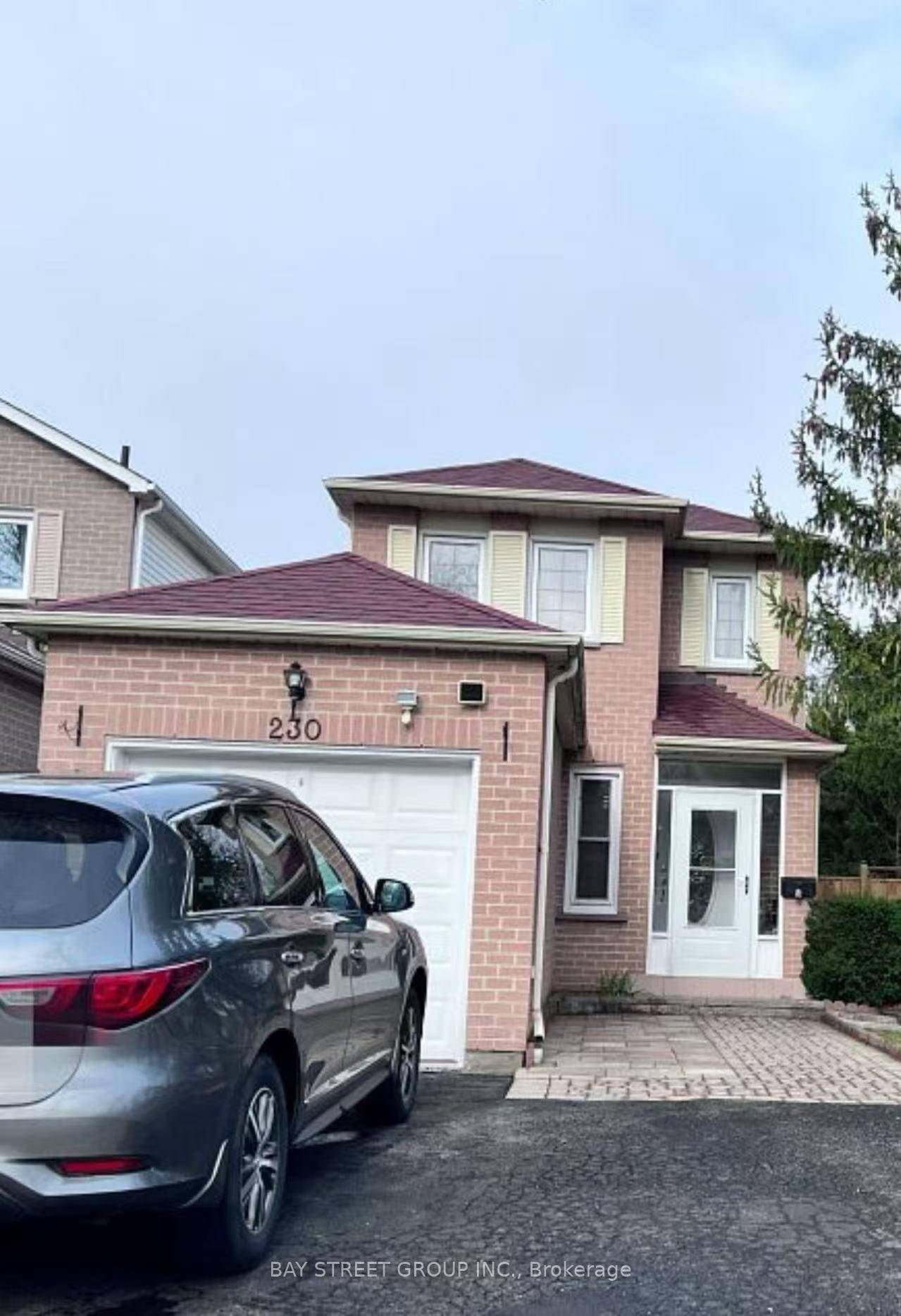 Charming amp ; Beautiful 3 Bedrooms 2.