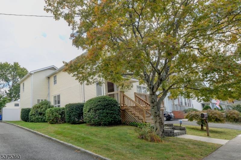 Motivated Seller ! Welcome to this beautifully newly painted interior home with blends of modern convenience and timeless appeal.