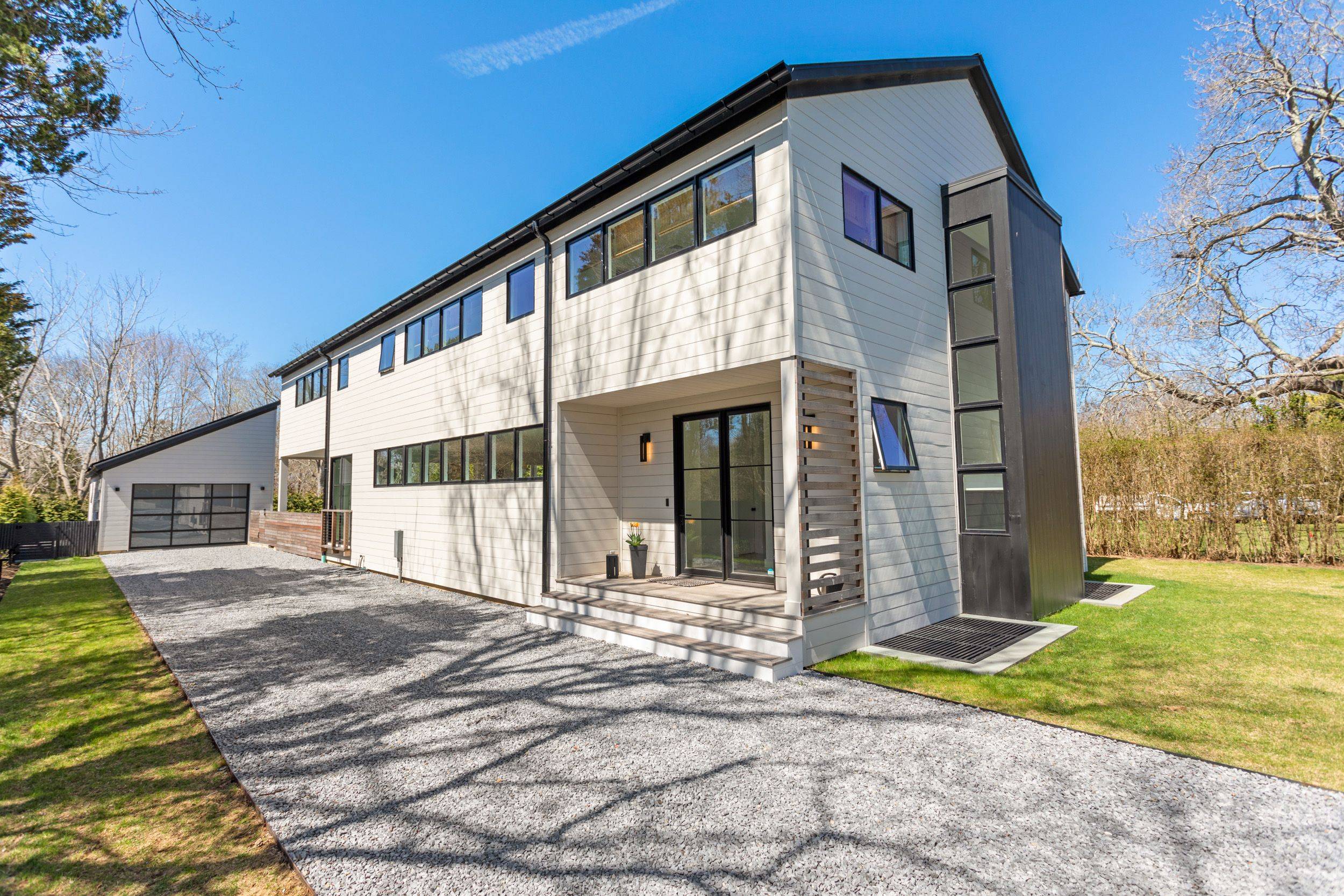 Stunning Bridgehampton 7 Bedrooms New Construction!