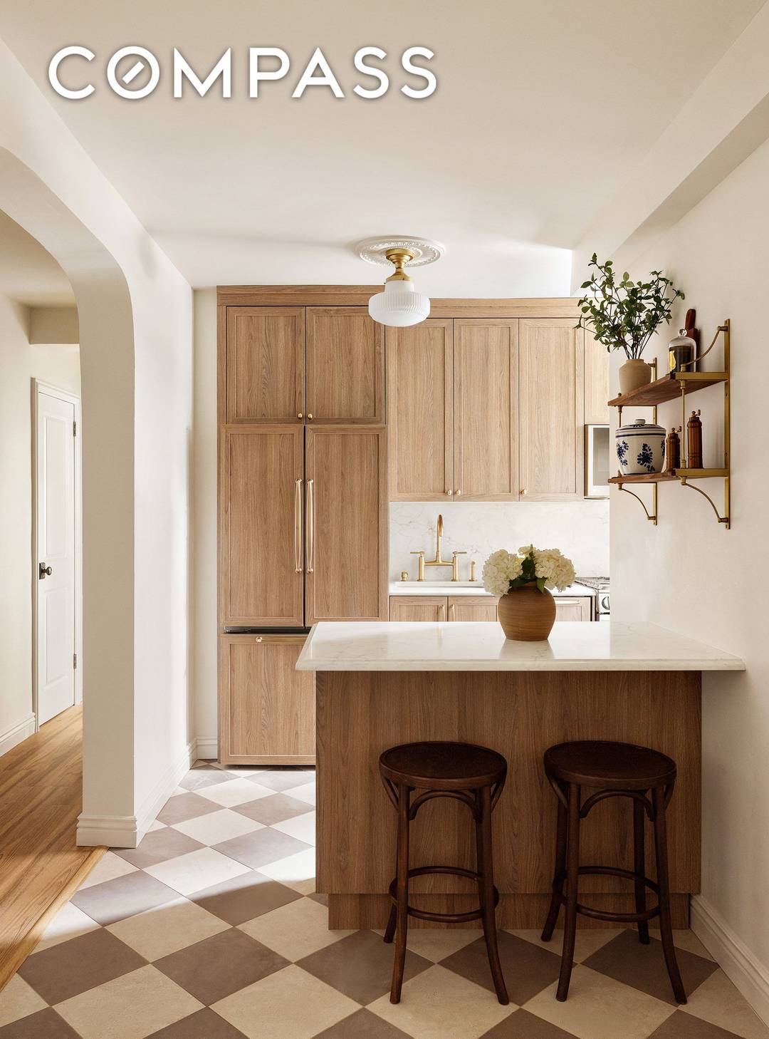 BEAUTIFULLY RENOVATED CORNER 2 BEDROOM IN CLINTON HILL Residence 1G is a meticulously renovated two bedroom that effortlessly merges pre war character with modern luxury.