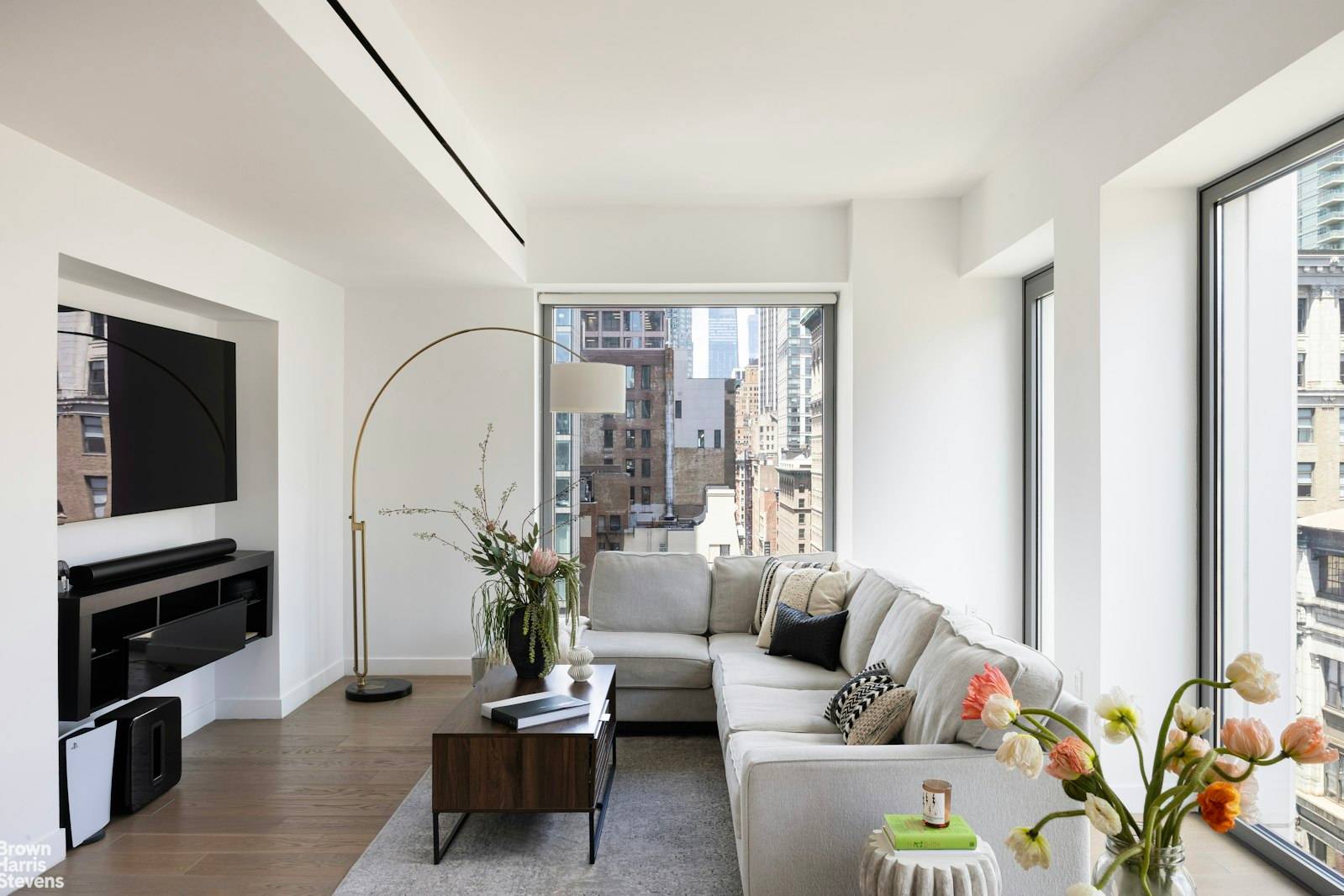 Welcome to 30 East 31, a stunning Neo Gothic gem situated in the historic and trendy NoMad neighborhood.