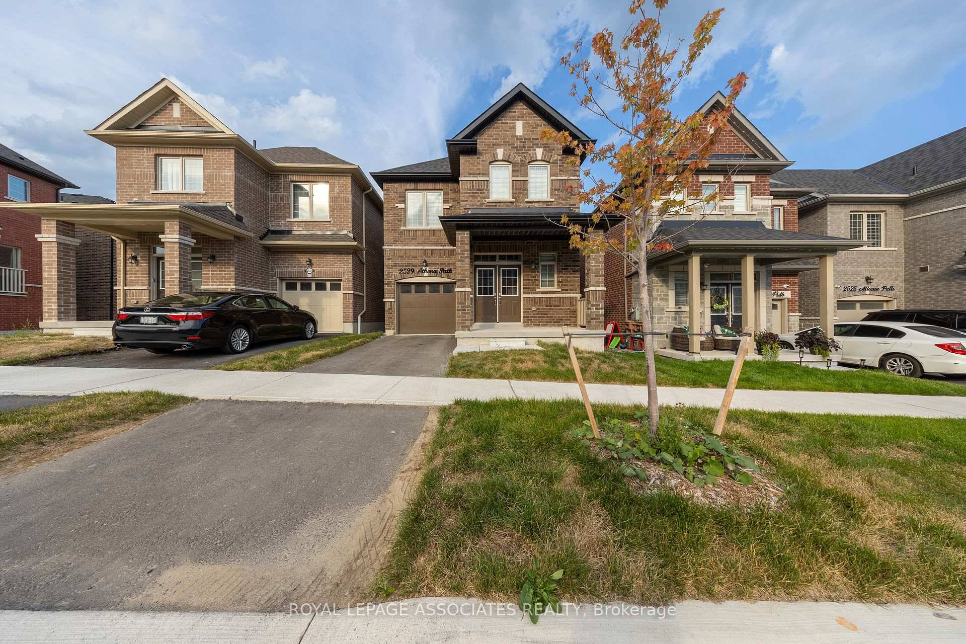 Welcome to this beautifully crafted 3 bedroom Lebovic built home in the highly desirable New Seaton community of North Pickering.