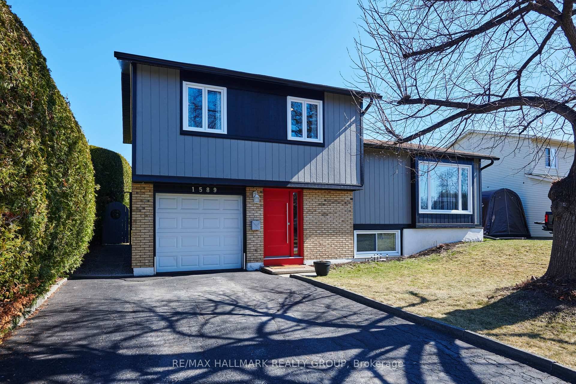 This 4 bedroom family home is situated in a convenient location and backs onto walking paths and Kinsella Park with a network of greenspace, schools, baseball field, tennis courts, soccer ...