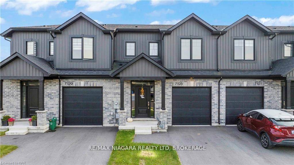 This exceptional 1, 466 sq.
