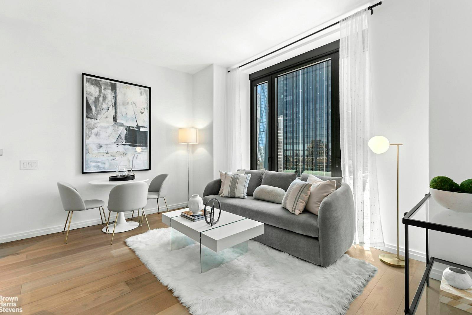 Chic High End Two Bedroom Residence with 5 Star Hotel Amenities Perched on the 40th Floor, this split layout Two Bedroom home designed by renowned architect Thomas Juul Hansen boasts ...