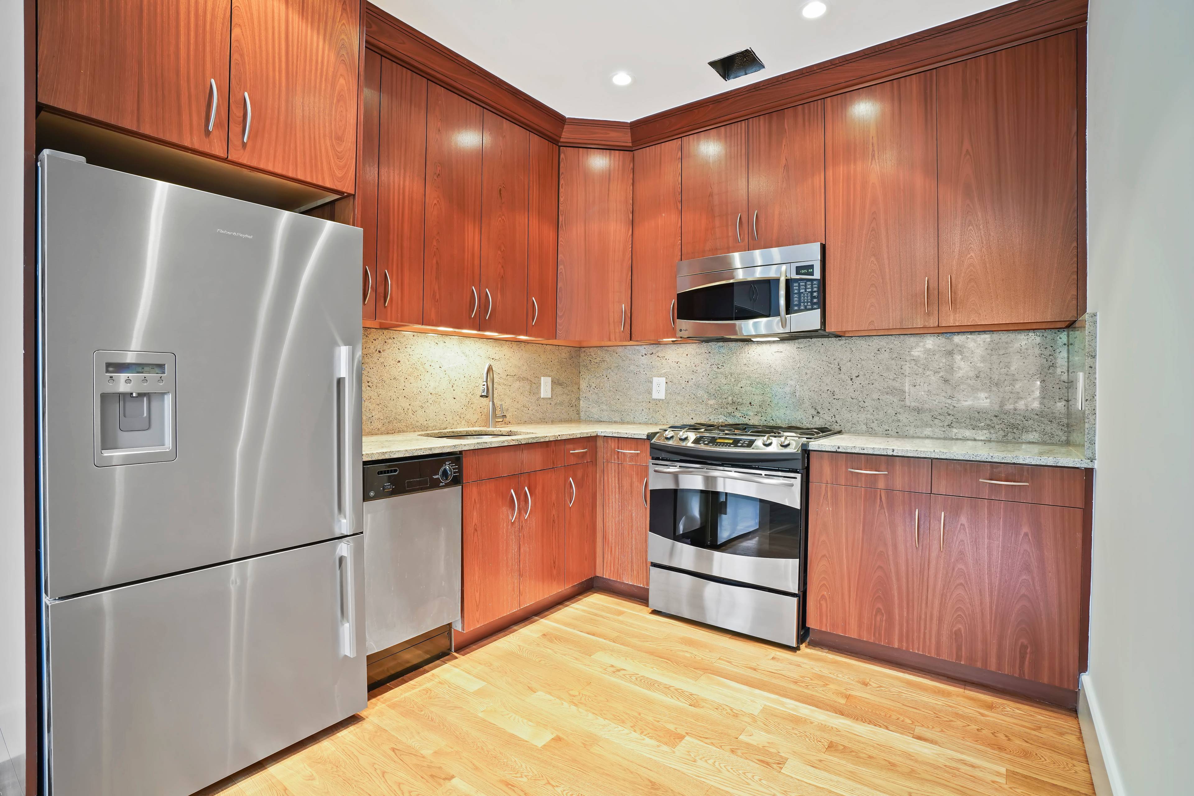 Nestled in the highly desirable Bay Ridge neighborhood of Brooklyn, the Pier Pointe Condominium offers an exquisite waterfront living experience on the picturesque Shore Road.