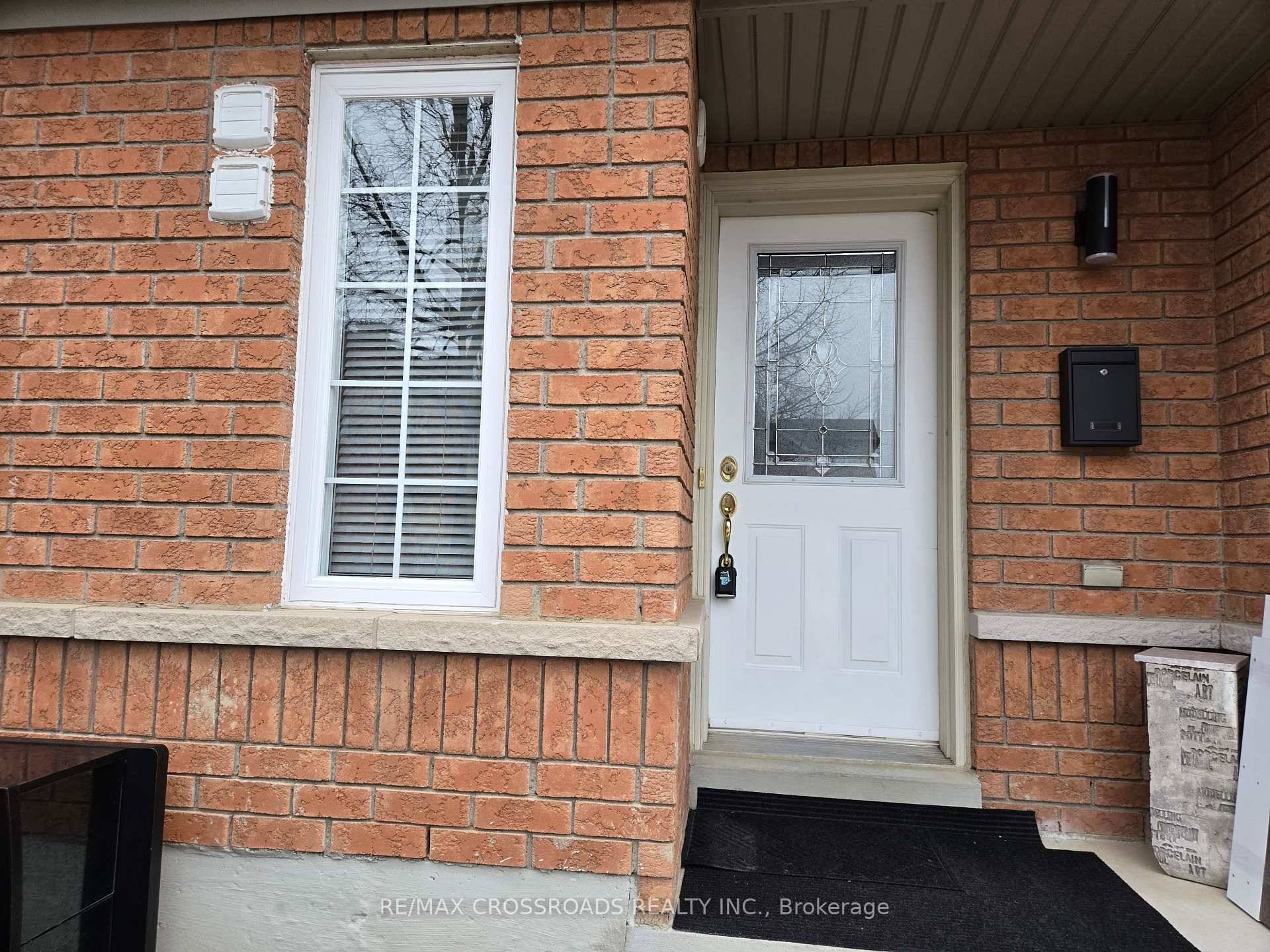 Rare Find One of A Kind 1 1 2 Storey Self Contained COACH HOUSE In The High Demand Cornell area.