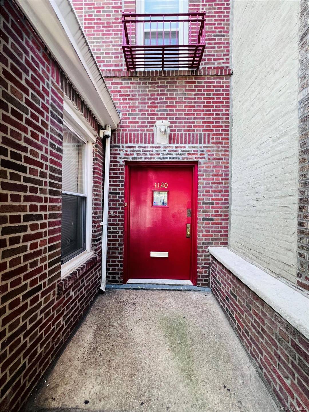 Welcome to 1120 Anderson Avenue a legal 2 family home offering space, flexibility, and long term value in the heart of the Bronx.